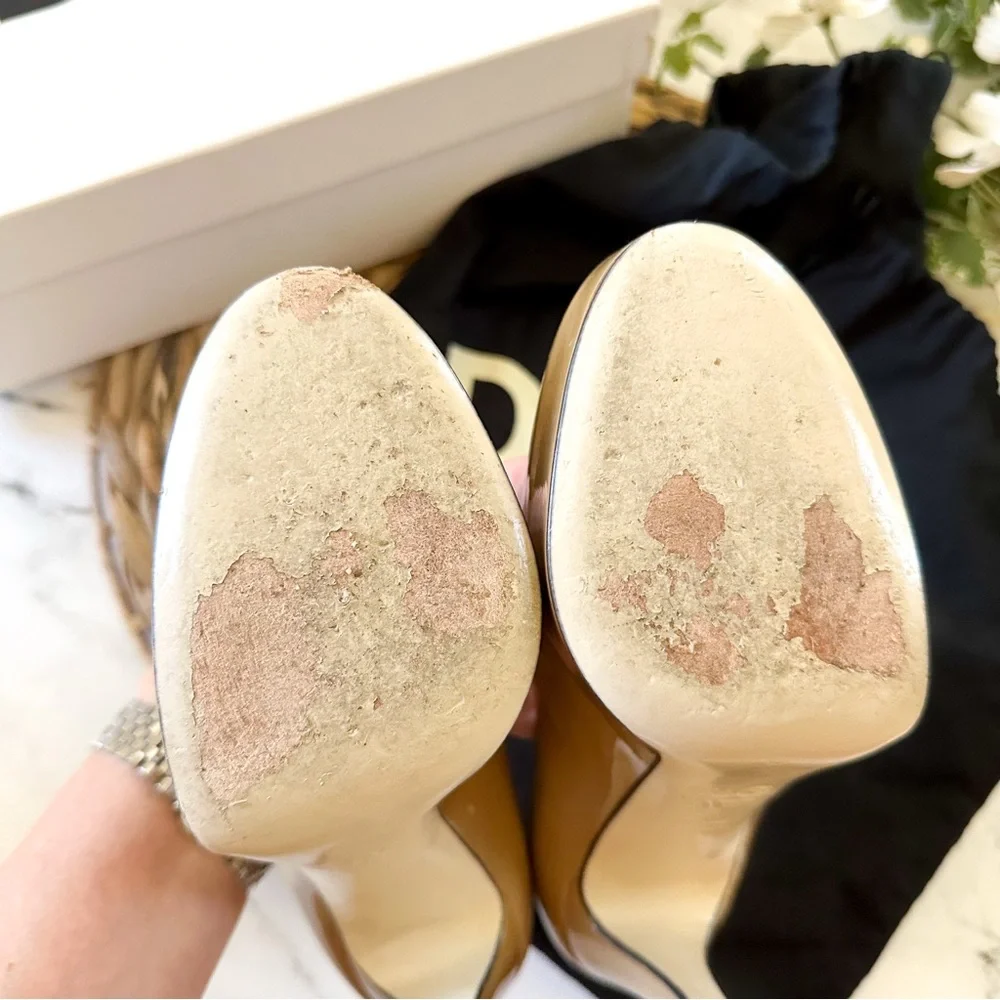 Dolce & Gabbana Womens Nude Patent Platform Pumps - Picture 11 of 15